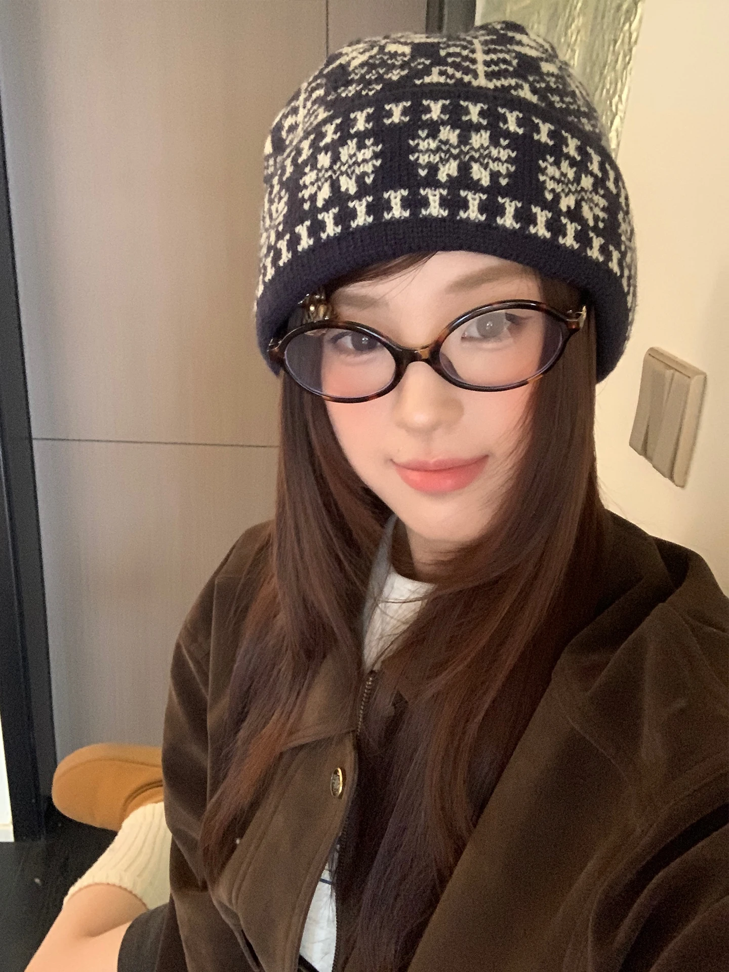 Retro Suede Brown Beret For Women Autumn And Winter Flat-Top Equestrian Hat With Temperament