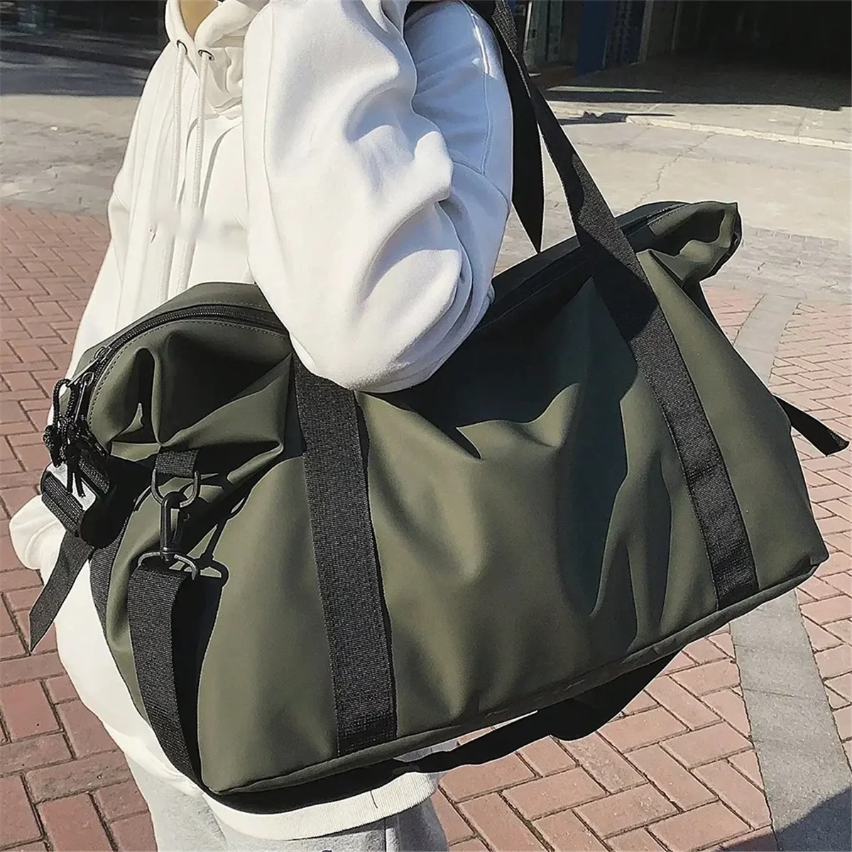 

ABNJ Handheld Travel Bag, Large Capacity Sports and Fitness Bag, Storage Luggage Bag, One Shoulder Crossbody Travel Bag