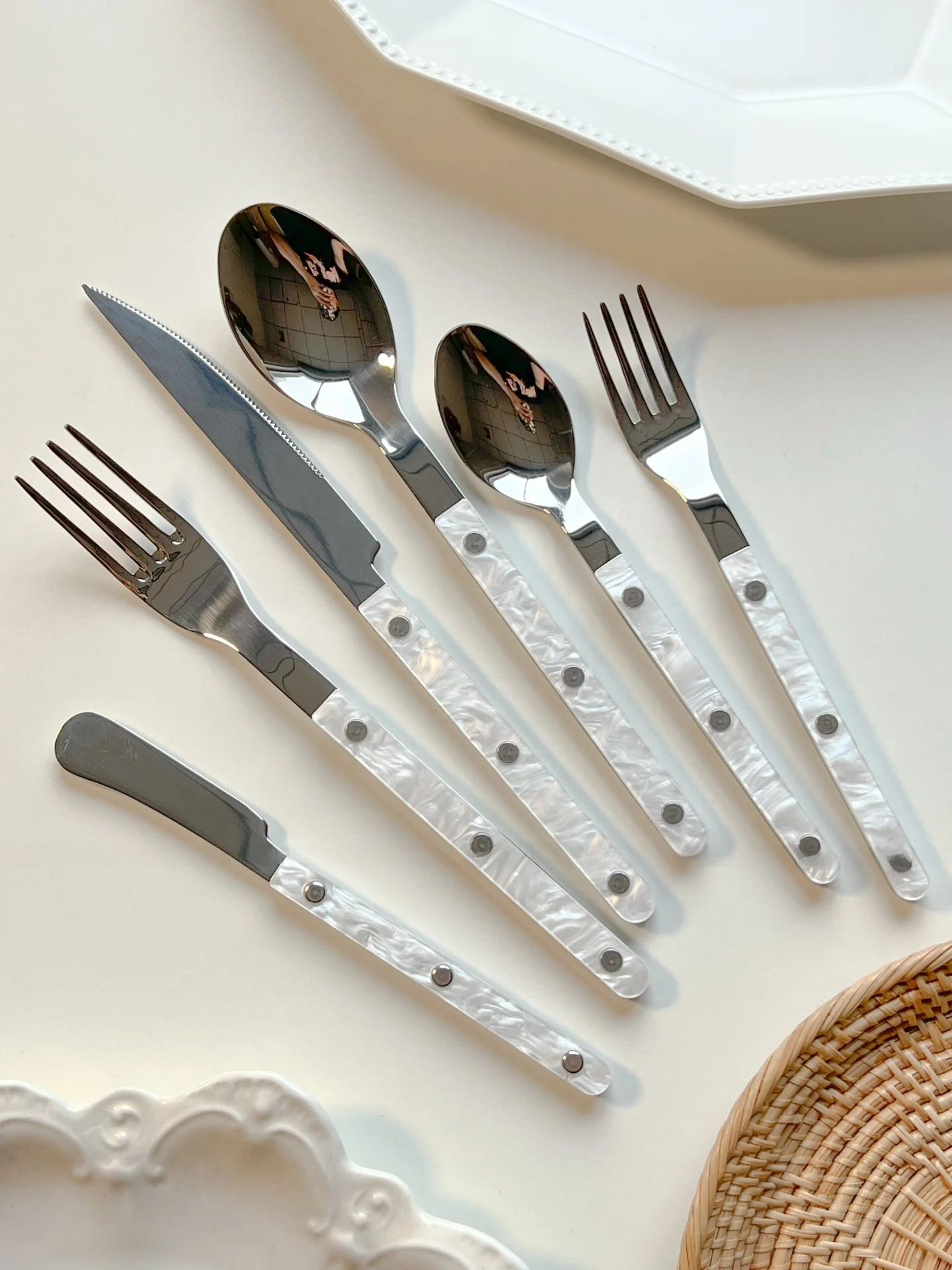 

White ell Cutlery Set Fork Spoon Knife Western Dining Steak Fruit Stainl Steel 3 Piece Dinnerware Set for Adults Home Use