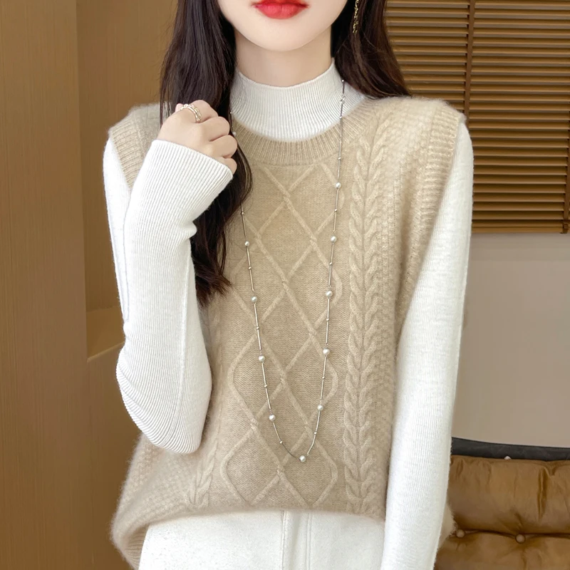 Twisted All Wool Knitted Sweater Vest For Women In Autumn And Winter, Versatile Round Neck Sleeveless Sweater, Camisole DMR D176