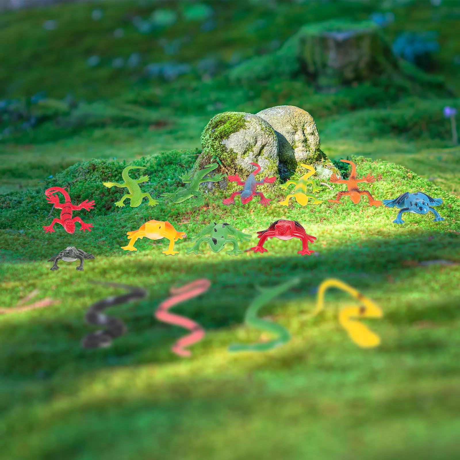 

Набор из 15 реалистичных фигурок животных и насекомых: пластиковые модели для сада, декора и развития познавательных способностей