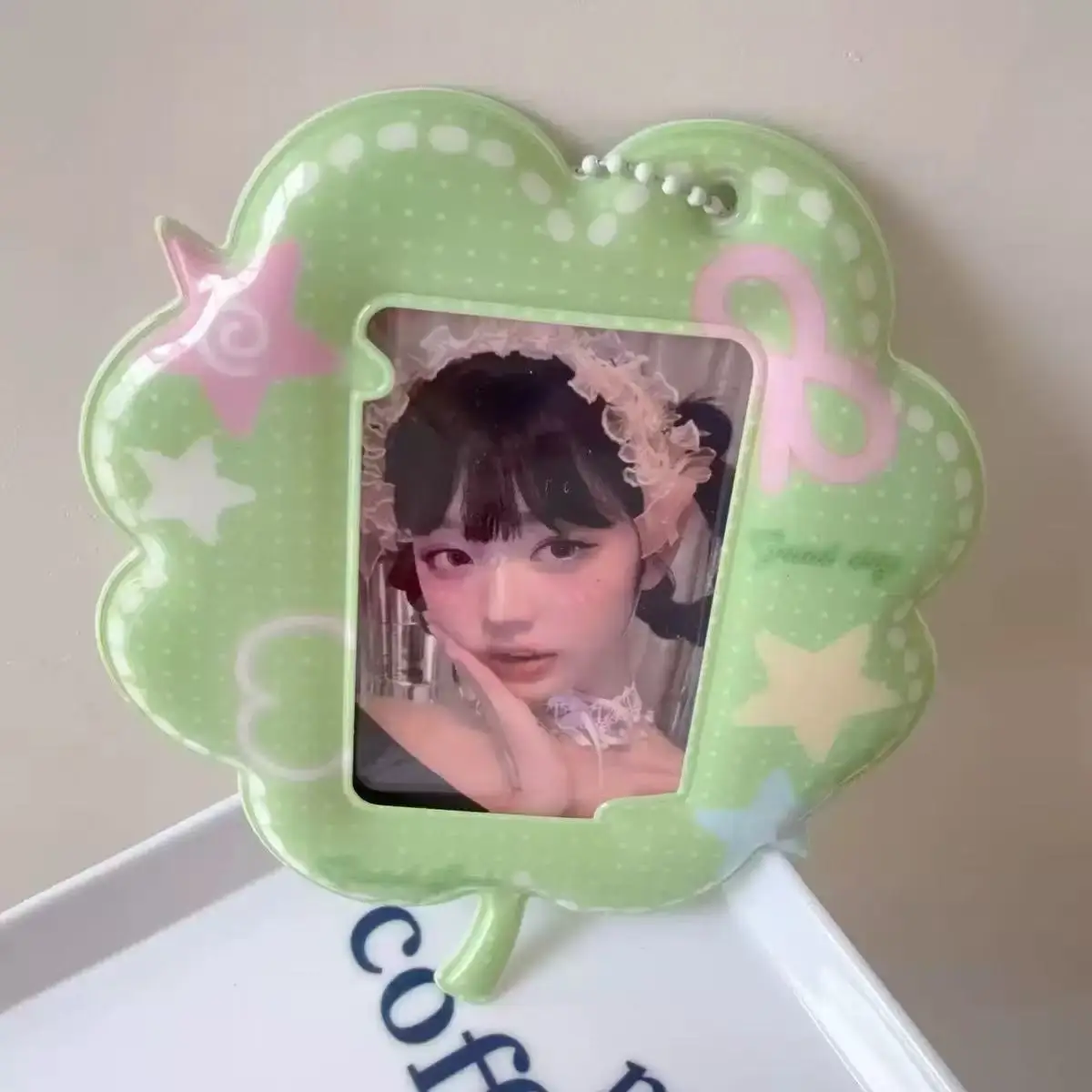 1-2pcs INS Korean Strawberry K-Pop Star Photo Card Holder Keychain Pendant 3inch Idol Photo Storage Case Protection Cover image 5