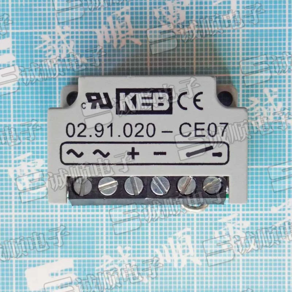 

Rectifier KEB 02.91.020-CE07 Power Supply Converter Uin 240VAC Uout 216VDC 1.2A/2.0A Current 50/60Hz Compatible High Efficiency