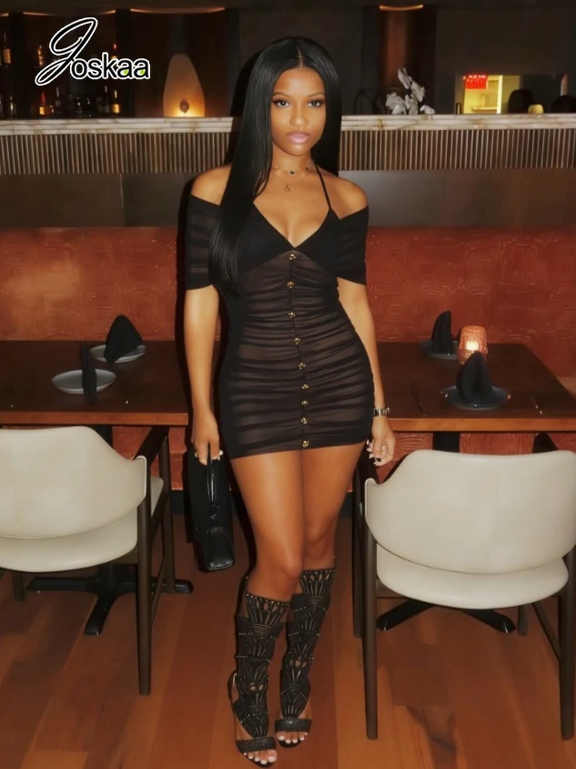 Joskaa Y2K Robe mini moulante sexy à bretelles et épaules dénudées pour femme, en maille froncée, avec boutons métalliques, pour club, soirée, manches courtes