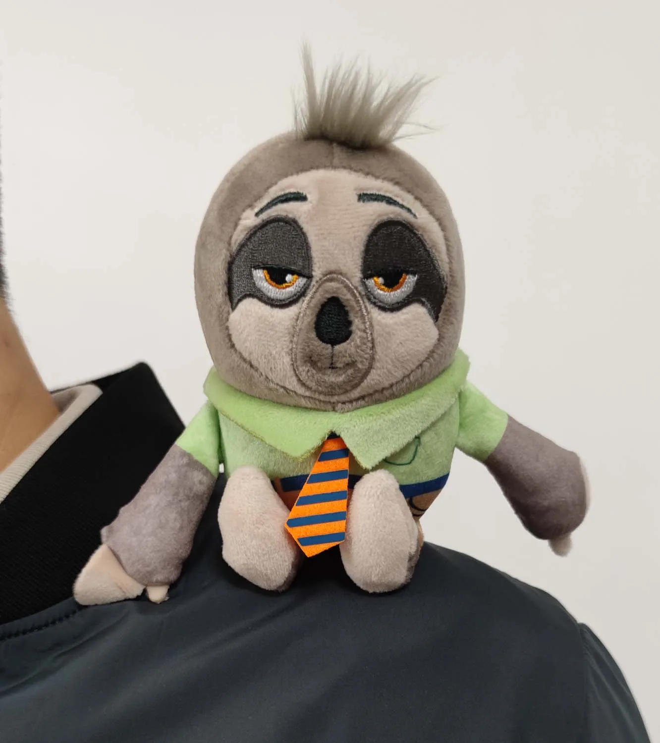 Disney Zootopia Flash the Sloth Shoulder Magnet Plush toy doll new