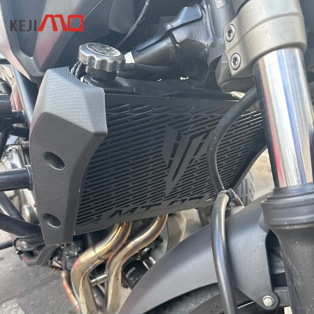 

Motorcycle Accessories Radiator Guard Grille Cover Protector For Yamaha MT07 MT-07 FZ-07 FZ07 2014 2015 2016 2017 2018 2019-2024