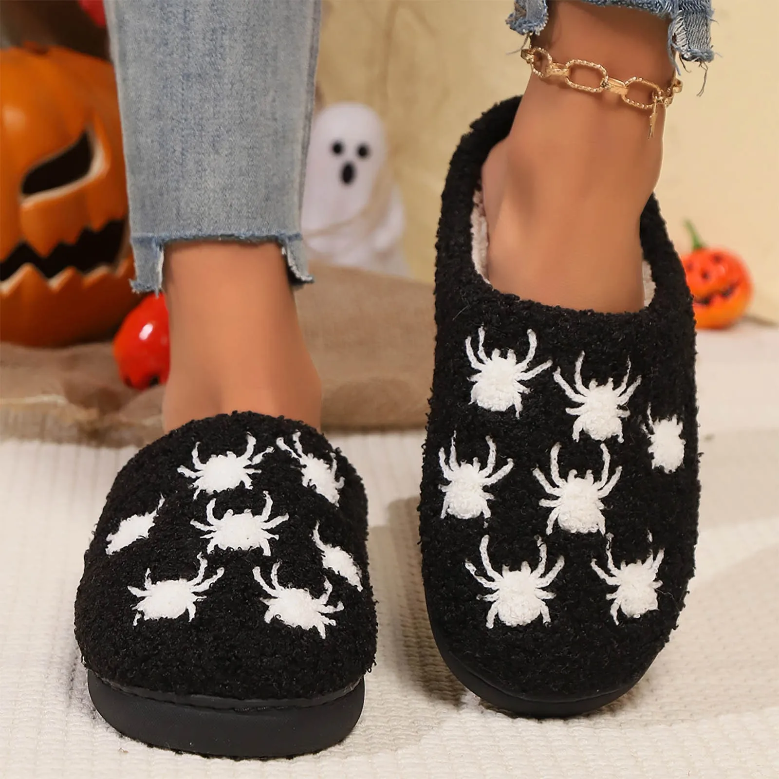 

Slippers for Women Halloween Cartoon Spider Print Cotton Fluffy Slippers Home Platform Plush No-slip Women Indoor Home Slippers