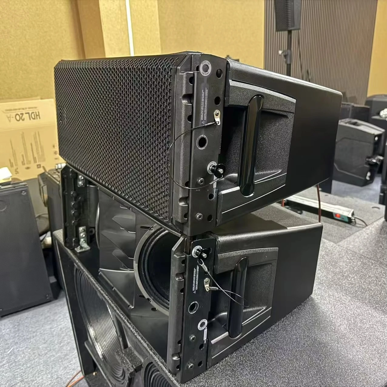 Line Array Speaker  Double 10 Inch Active Line Array with Neodymium Pro Speakers Dj Powered Sound System