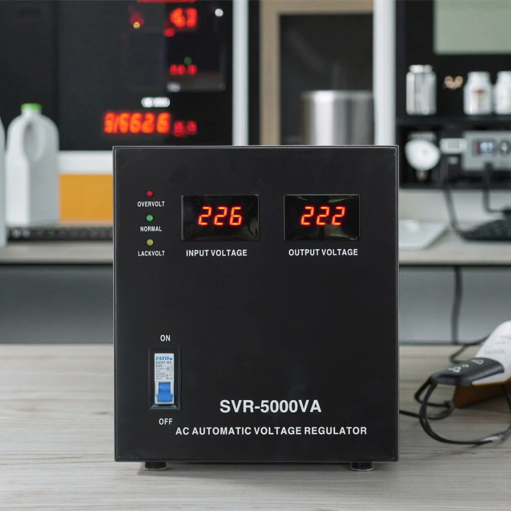 Wholesale SVR 5000W Servo Stabilizer LCD Display Single Phase AVR Automatic Voltage Regulator Household Appliances