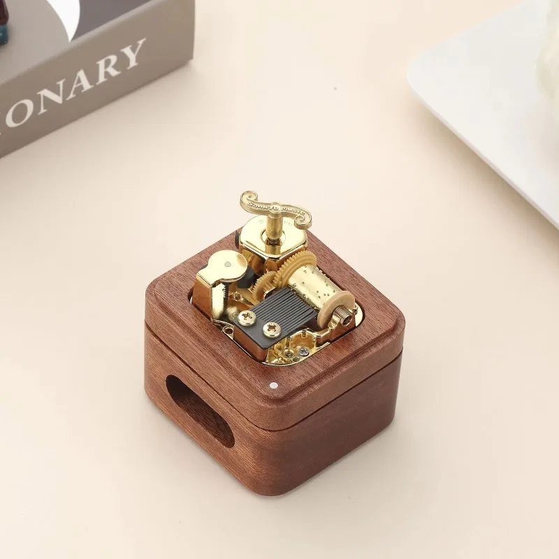 Manufacturer wholesale high-quality wooden music box music box music box creative Valentine's Day Christmas birthday gift
