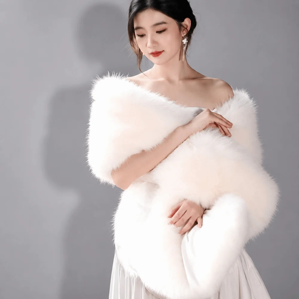 Luxury Faux Fox Fur Faux Fur Shawl White Ivory Color Large Faux Fur Cape Long Faux Fur Wrap Women