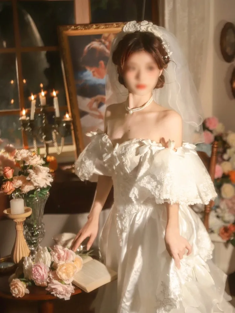 

Elegant and fashionable Young Master Photo studio Student Day coming-of-age ceremony party dress