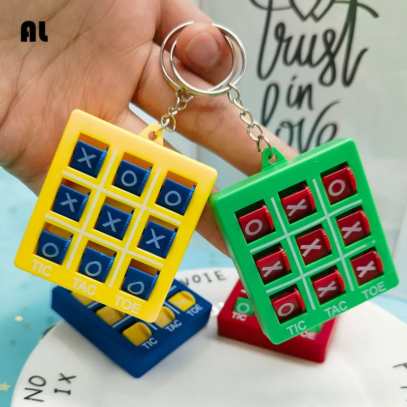 Fashion Mini Interest Keychain Decompress XO Spin Chess Children's Interior Accessories Keys Rings Gifts