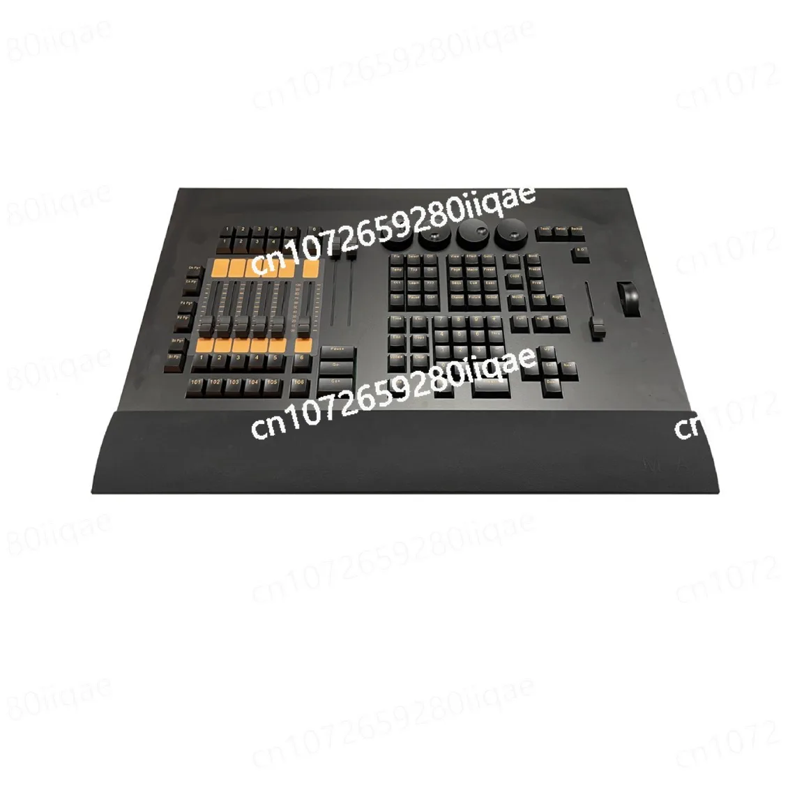 

Компьютерное крыло, командное крыло, компьютерная консоль освещения сцены