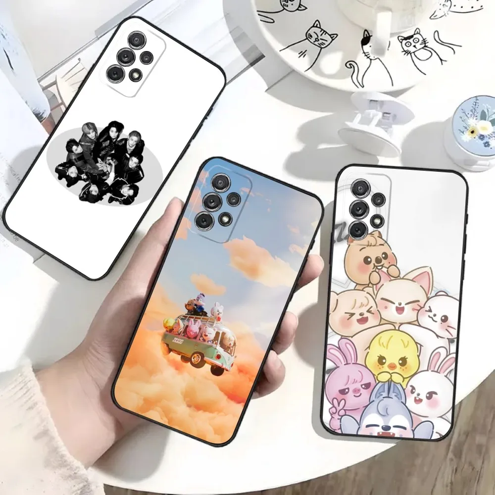 Kpop Phone Case For Samsung S25,S24,S21,S22,S23,S30,Ultra,S20,Plus,Fe,Lite,Note,10,9,5G S-StrayS_K-Kids Black Soft Shell