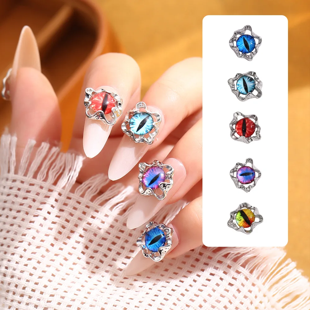 10PCS 3D 악마의 눈 네일 아트 참 눈알 눈동자 액세서리 손톱 장식을위한 합금 부품 매니큐어 장식 용품 재료