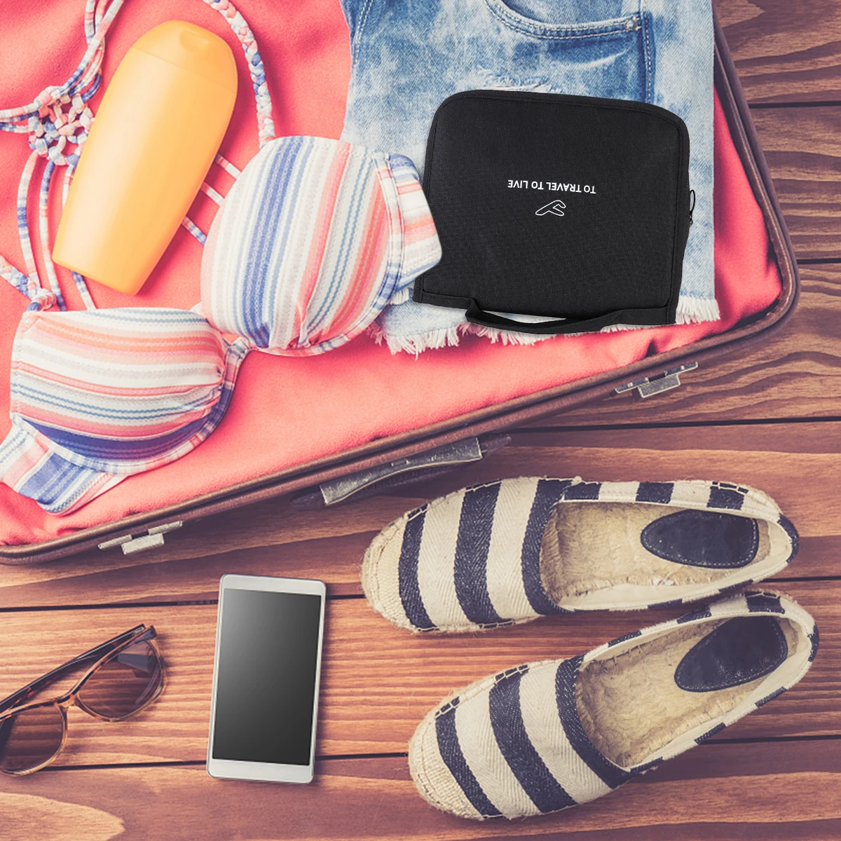 

Travel Toiletry Kit Hanging Wash Bag Lightweight Pouch Storage Women Bag Durable Comfortable Design Fashion Elegance