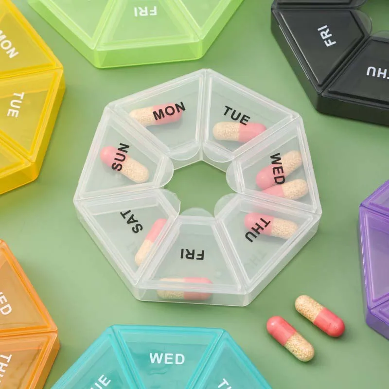 Mini Diamond-Shaped 7-Compartment Weekly Pill Organizer Portable Travel Vitamin Case Tablet Storage Box Medication Dispenser