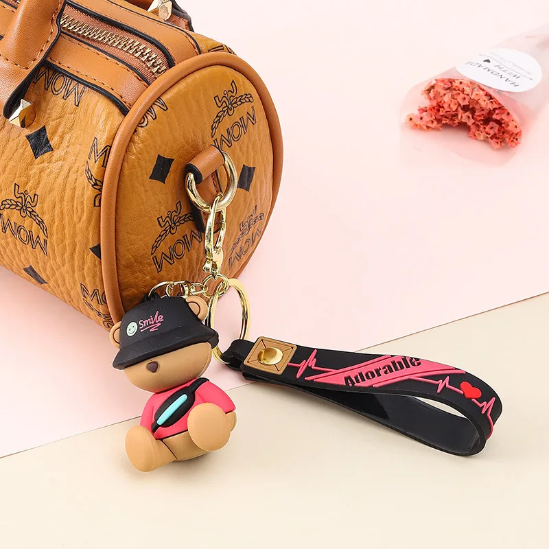 

miniso Exquisite keychains, car pendants, cute and beautiful schoolbags, hanging chains, claw machines,small gifts and present