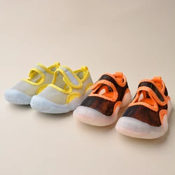 Nuove Sneakers Unisex Mesh Ventilate colori assortiti sandali piatti Casual da risveglio resistenti all'usura ED7015