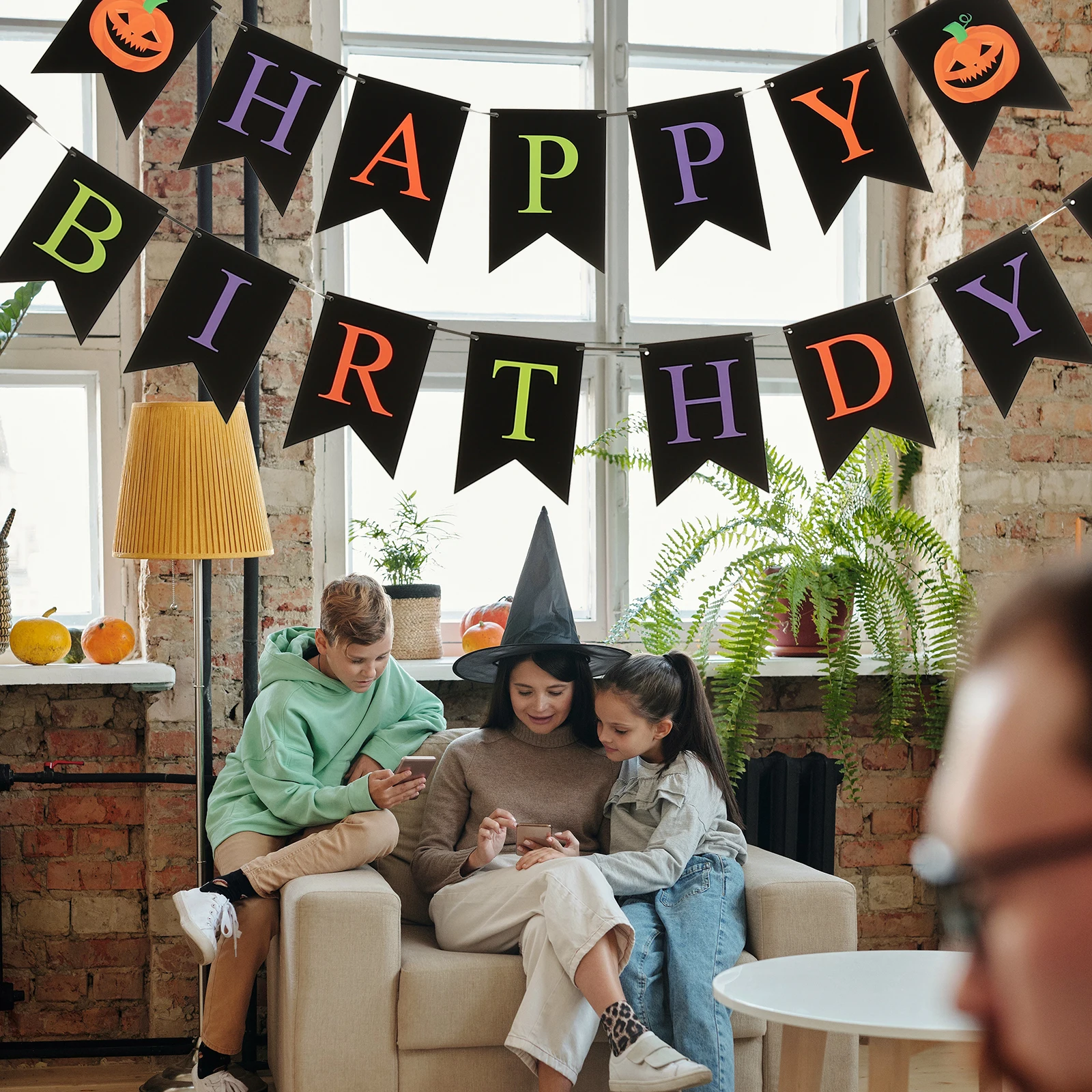 

250g Foldable Halloween Banner Decorative Hanging Bunting 250g White Cardboard Plastic Festive Atmosphere
