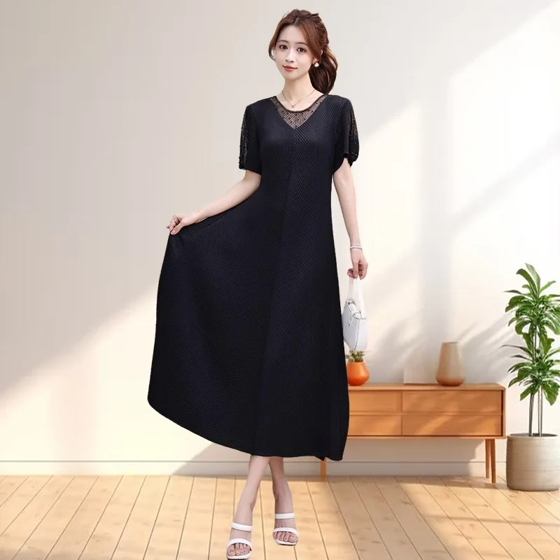 

Miyake 2025 новое кружевное свободное платье с v-образным вырезом, темпераментное тонкое летнее однотонное платье средней длины, эластичная плиссированная юбка больших размеров