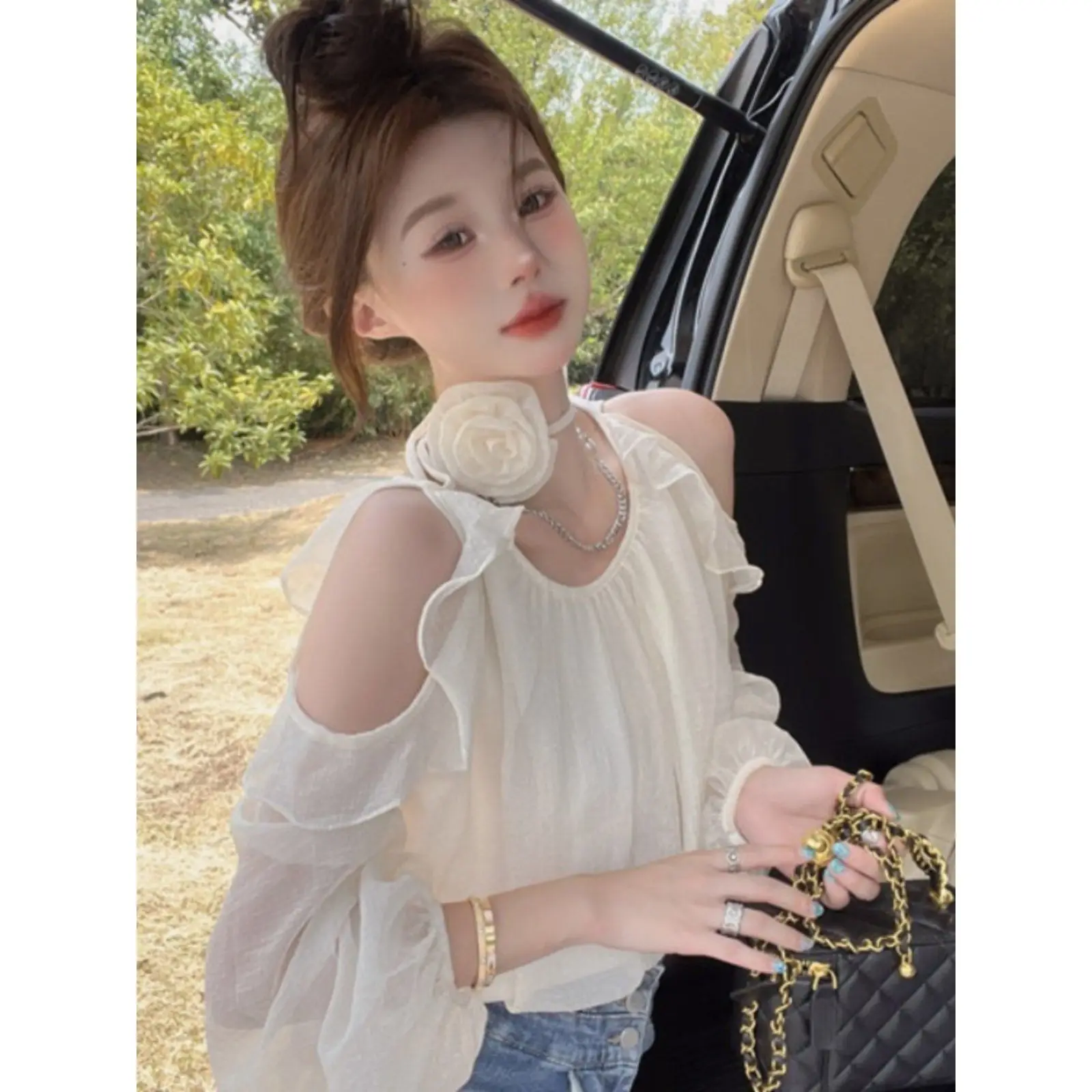 

Spicy Halter Neck Off-shoulder Chiffon Top for Women, Spring and Summer Loose Lantern Sleeve Tulle Fashion Shirt