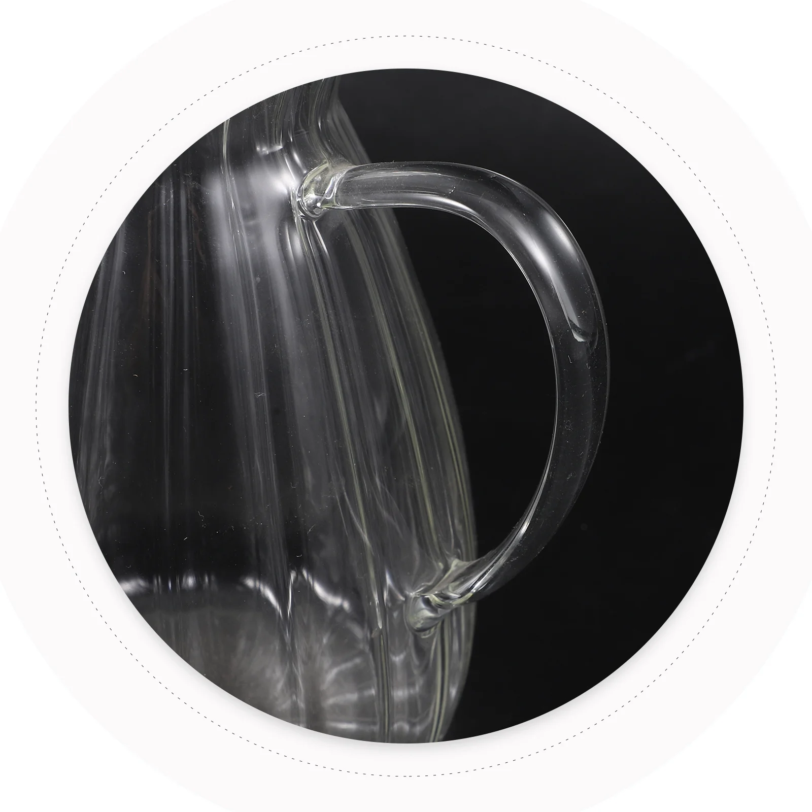 

Retro Striped Glass Milk Pitcher Large Capacity Heat-Resistant Handle Stylish Transparent Design for Coffee Milk Honey Sauce