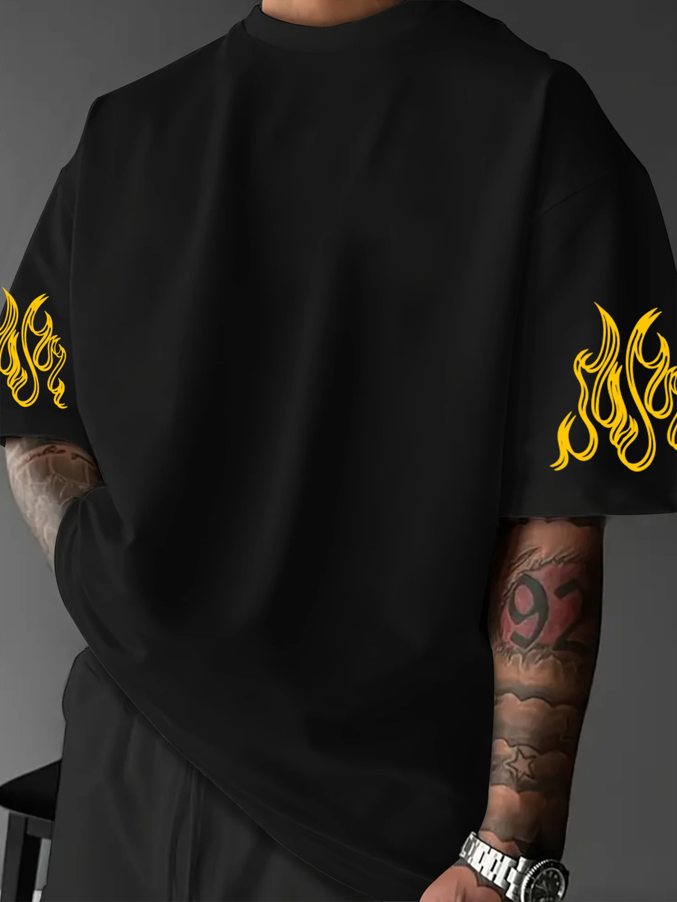 Men's Oversized T-Shirt, LA Gothic Script Sleeve Decor Pattern Print, Hip Hop Retro Aesthetic, All Seasons, S-XXL