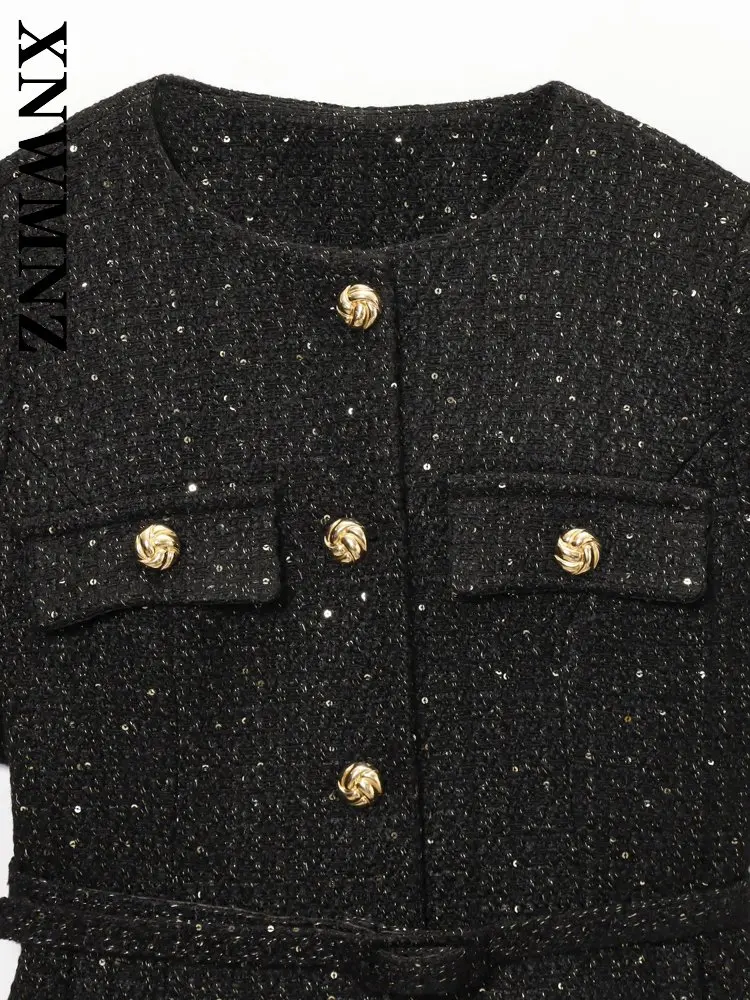 XNWMNZ 2025 겨울 신상 여성 휴가 캐주얼 O넥 니트 재킷 파티 빈티지 가을 여성 반팔 패션 슬림 탑 포켓