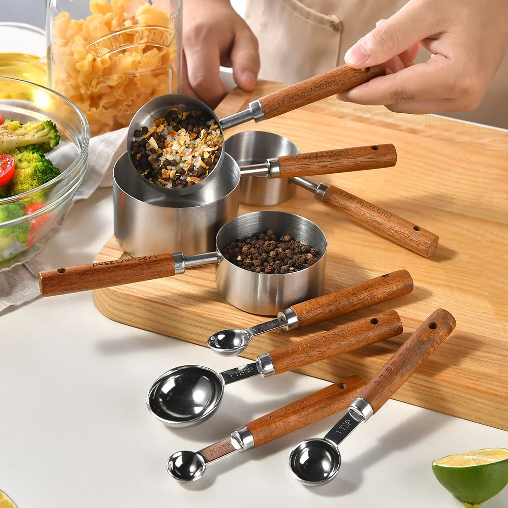 1/4pcs Edelstahl Messbecher und Löffel mit Holzgriffen multifunktion ales Backwerk zeug zum Kochen und Backen