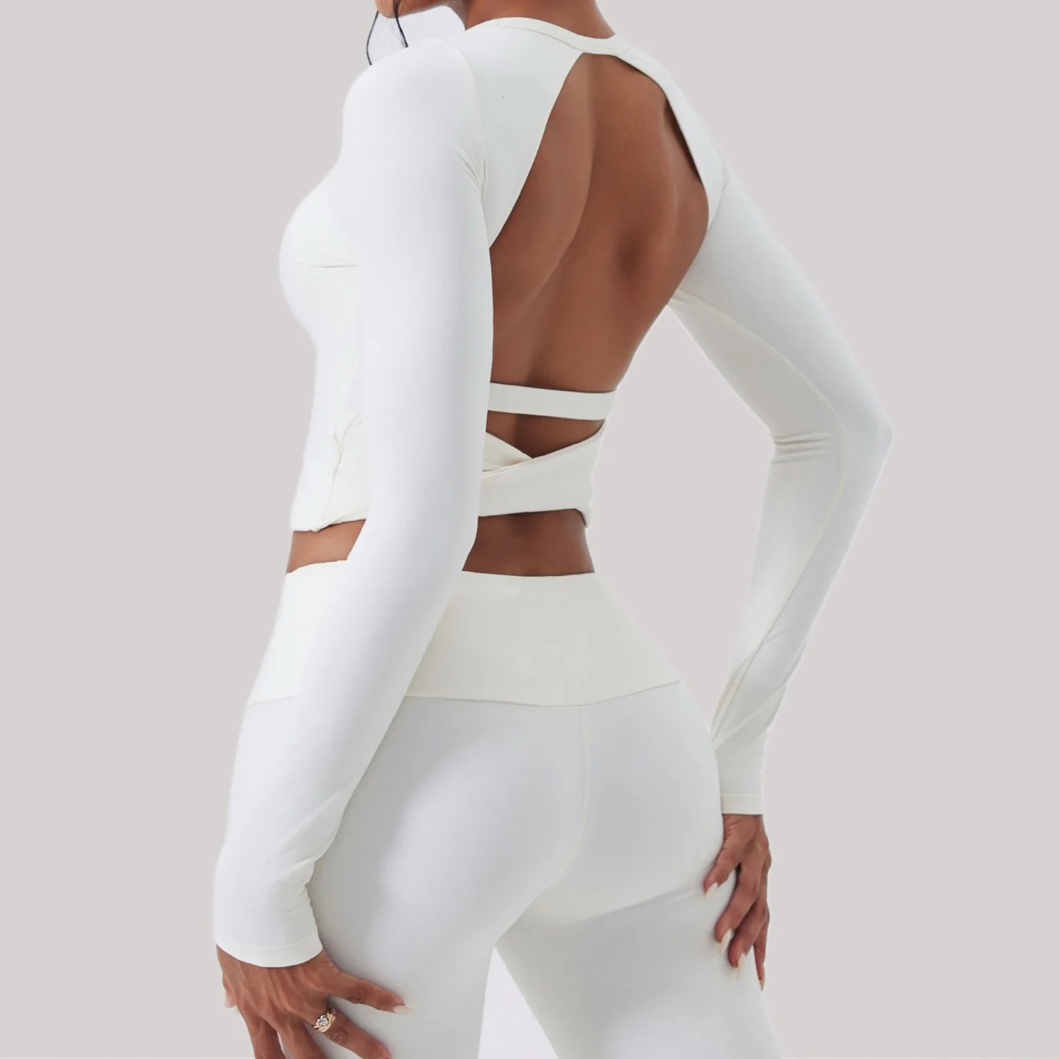 

Women's Yoga Shirts Sports T-shirt Top Tight Shaping back Hollow out Sexy knot exposed waist sports Long Sleeved Fitness Clothes