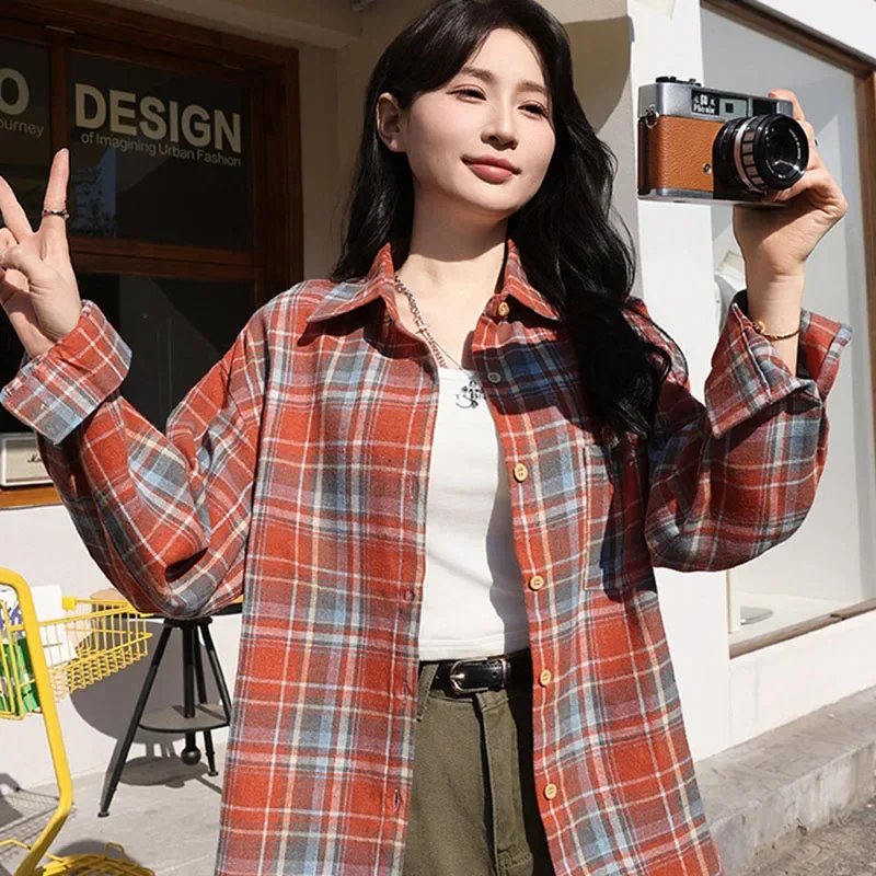 بلوزة نسائية فضفاضة على الموضة للخريف والشتاء قمصان عالية الشارع عصرية غير رسمية منقوشة كورية تناسب كل مباراة سترة قميص خارجي #4