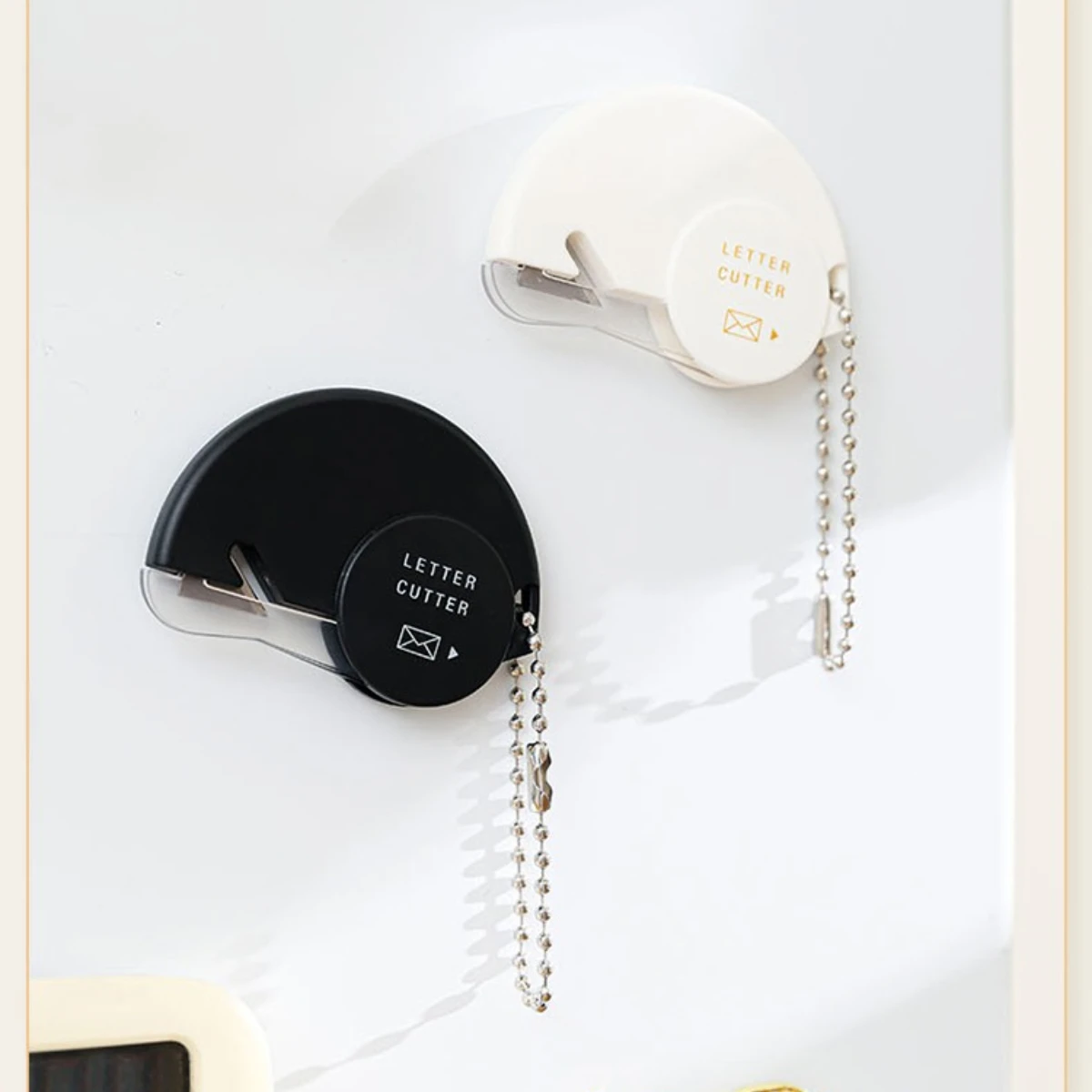 Lightweight Plastic Opener Tool, Easy-Use Safety Knife for Packages, Letters, and Furniture Film - Quick Cut Design