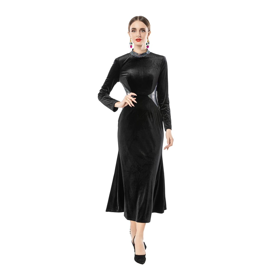 Zwart fluwelen maxi-jurk met lange mouwen voor dames, jurk met hoge hals, rand met kristallen kralen en uitsnijdingen aan de zijkant, elegante avondjurk