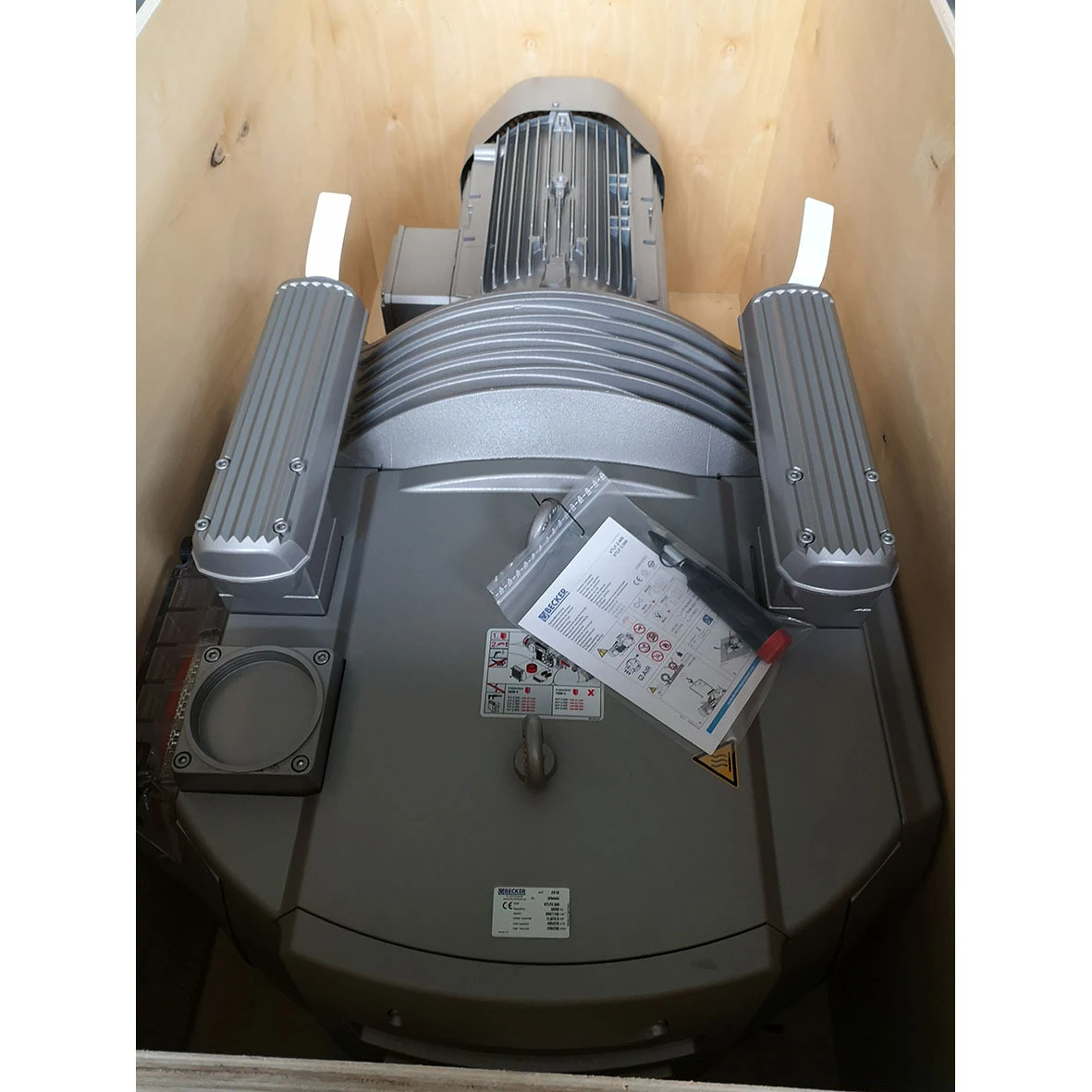 BECKER dry rotary vane vacuum pump VTLF2.250/VTLF2.500