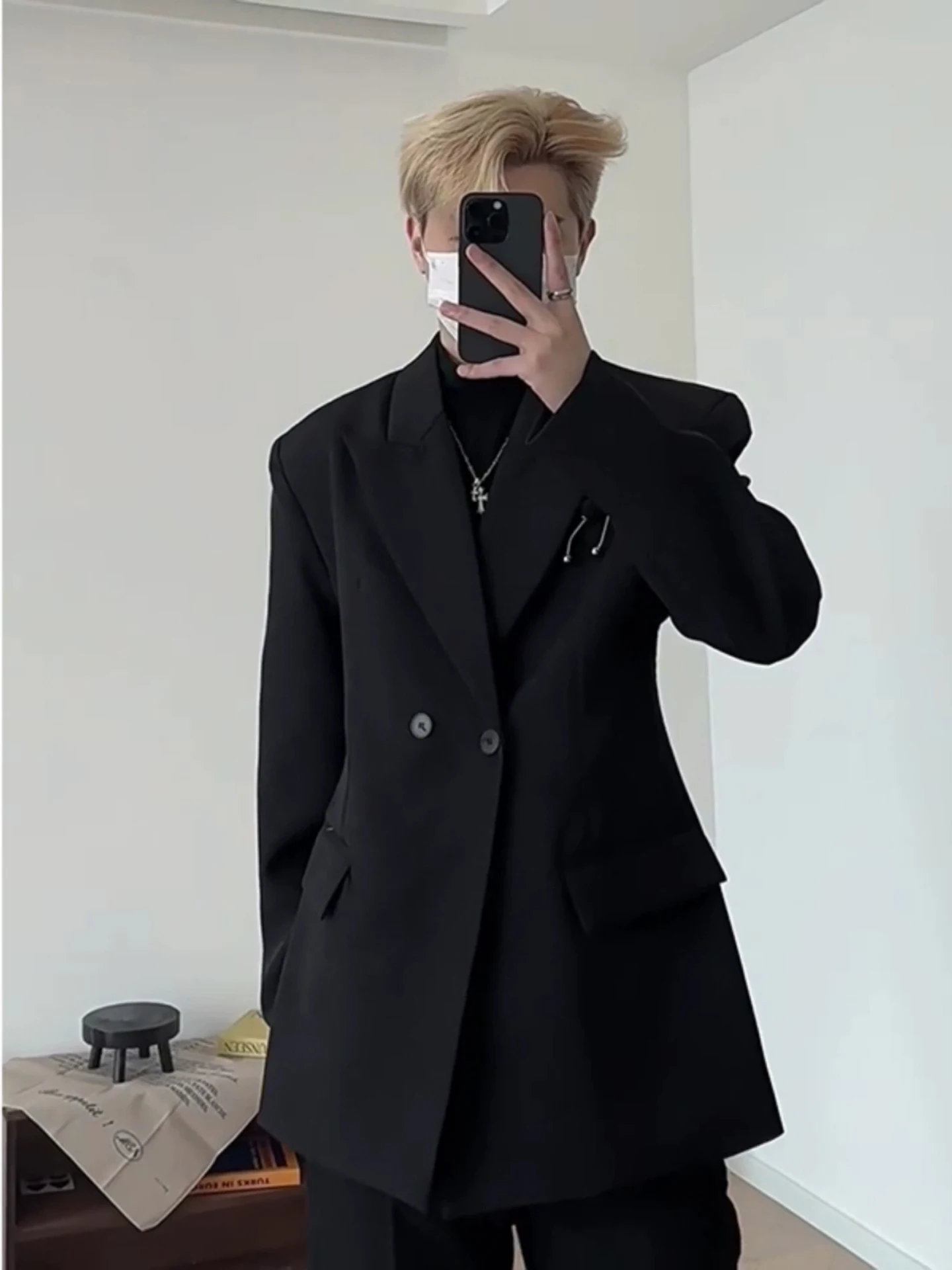 

Slim Fit Briti Sle Men's Suit Jaet Bla Peak Lapel Casual Coat Youth Trend Stand Sve Long Autumn Faion Outerwear