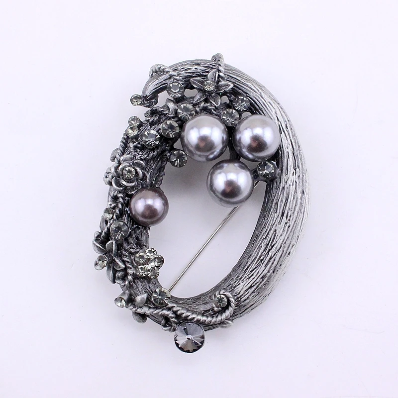 TANGTANG Vintage Brooch For Men And Women Simulated Pearl Brooch Retro Flower Butterfly Antique Black Brooch Pin Tin Alloy Metal