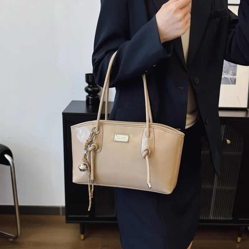 

Women's Niche High-End Handheld Shoulder Underarm Tote Bag - 2025new Stylish Elegant Commuting Daily Carry