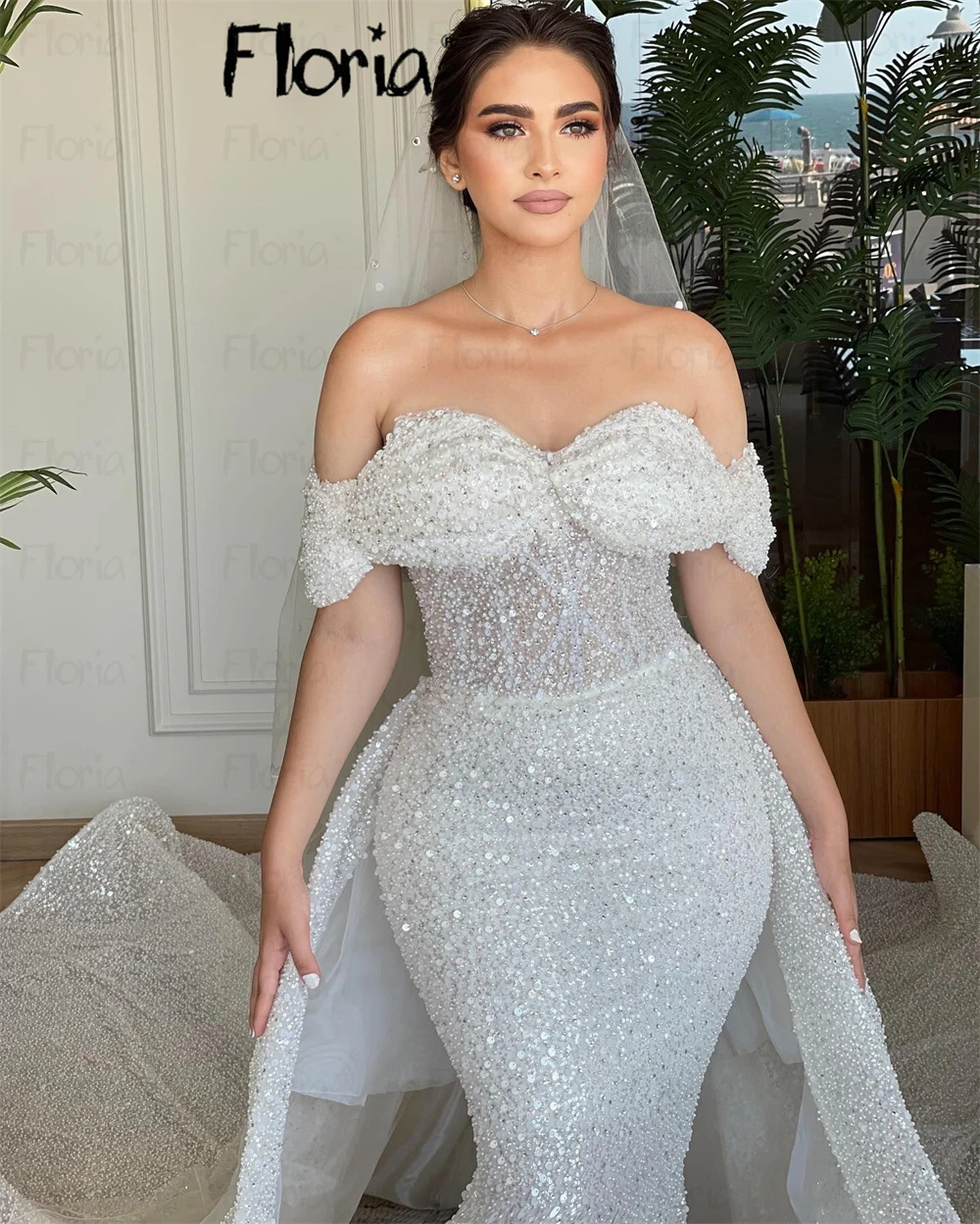 Abito da sposa bianco con spalle scoperte chic ed elegante Treno staccabile personalizzato Slash Abiti da sposa arabi сudenдебное пла coi