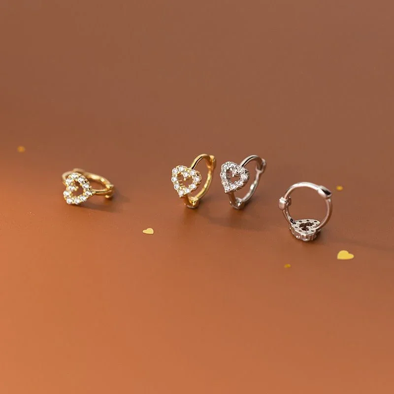 Trendy Cute Sweet Hollow Heart Cz Zircon Hoop Earring Women Classic Shiny Stud Earrings Fashion Small Ear Buckle Female Jewelry