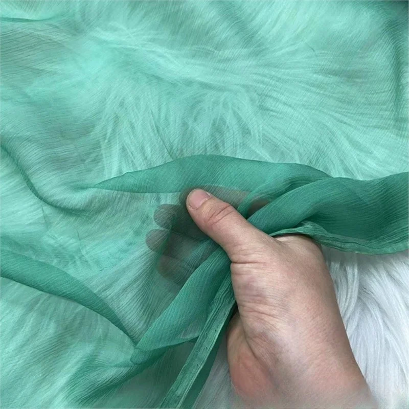 

The wide solid-color silk fabric is smooth and flowing like georgeot thin transparent scarf dress