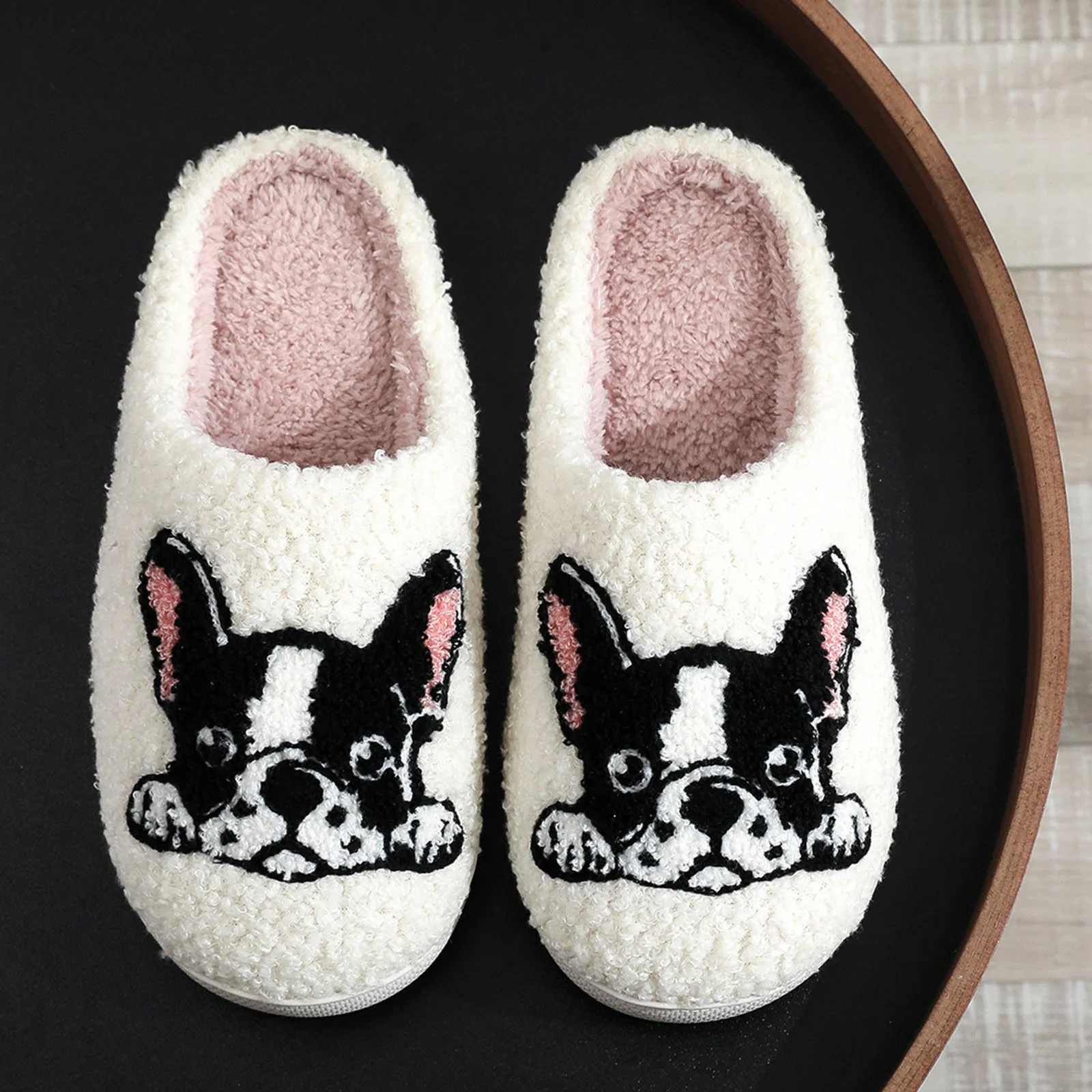 

Cartoon Pet Dog Embroidery Cute Fashion Slippers Europe And United States Men And Women Home Winter Warm Comfortable Slippers