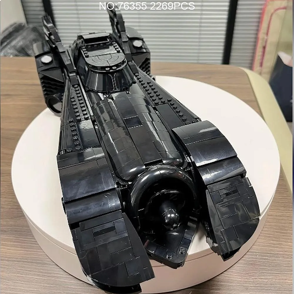 Neu auf Lager: 2269-teiliges Bat Forever Auto-Fahrzeug-Baustein-Modell-Spielzeug für Geburtstag, Dekoration, Geschenke, Schreibtisch, Zuhause