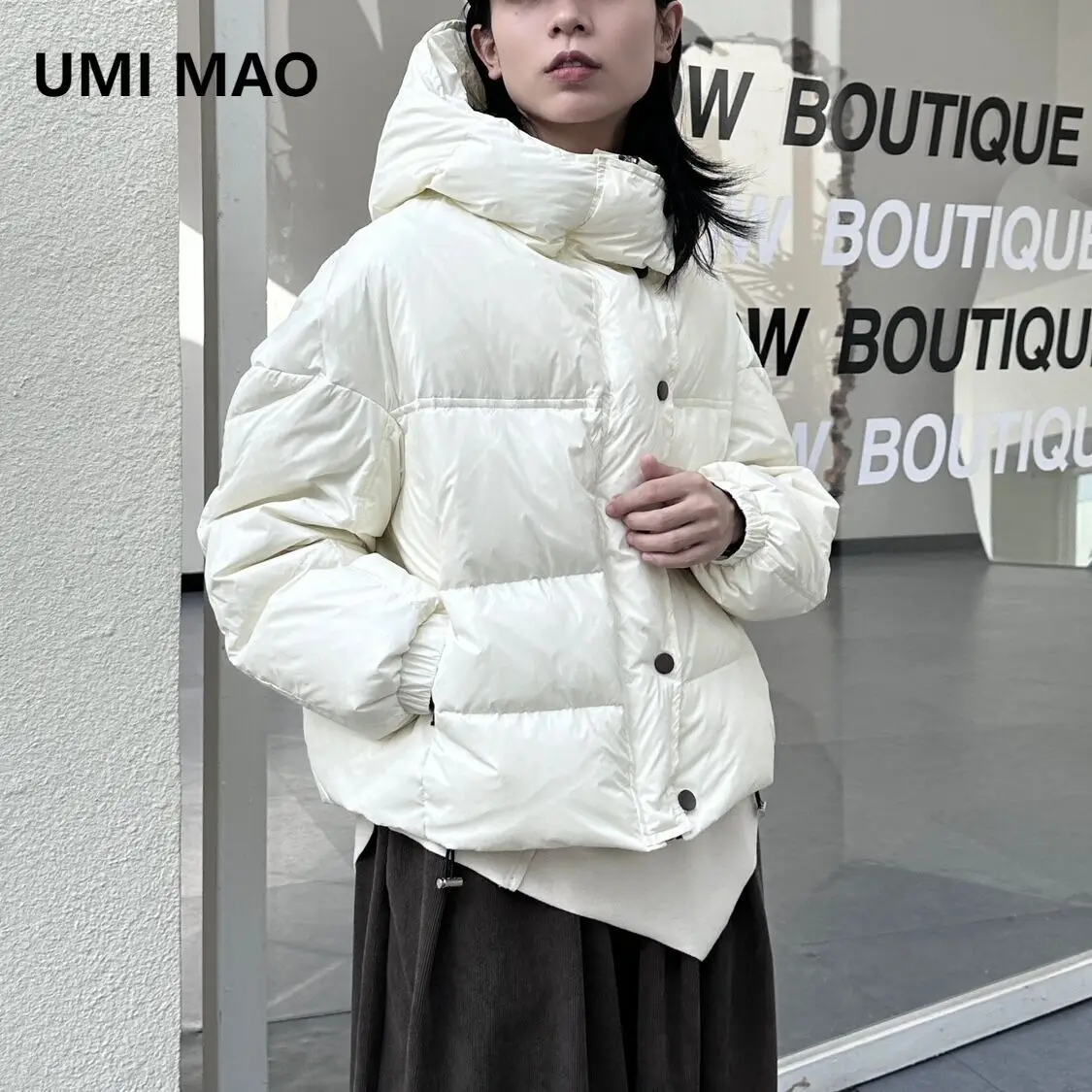 UMI MAO 90 White Duck Down Jacket Women's Dark Winter Jacket Korean Short Thickened Warm Hooded Down Coat Femme Y2K