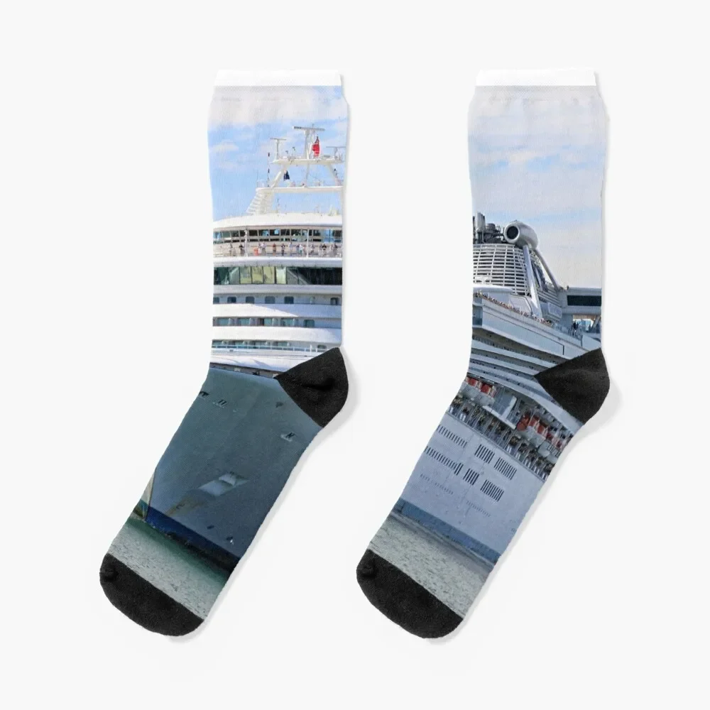 

Cruise ship 13 Socks valentine gift ideas cartoon Socks Girl Men's