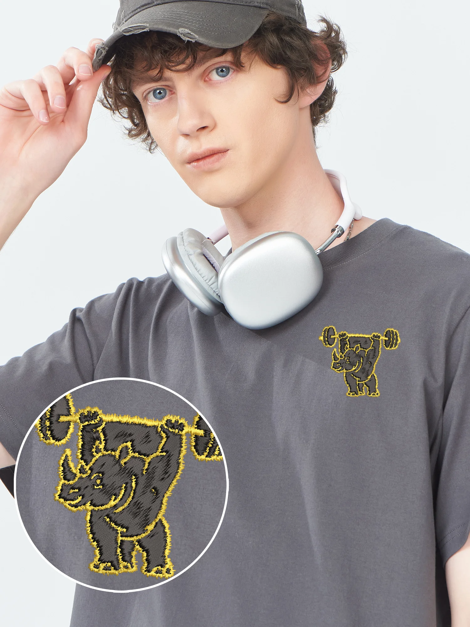 

Raise Dumbbell Rhinoceros Embroidered Design Short Sleeve Fashion T Shirt Men Comfortable Embroidery Tops Fitness Lover Gift