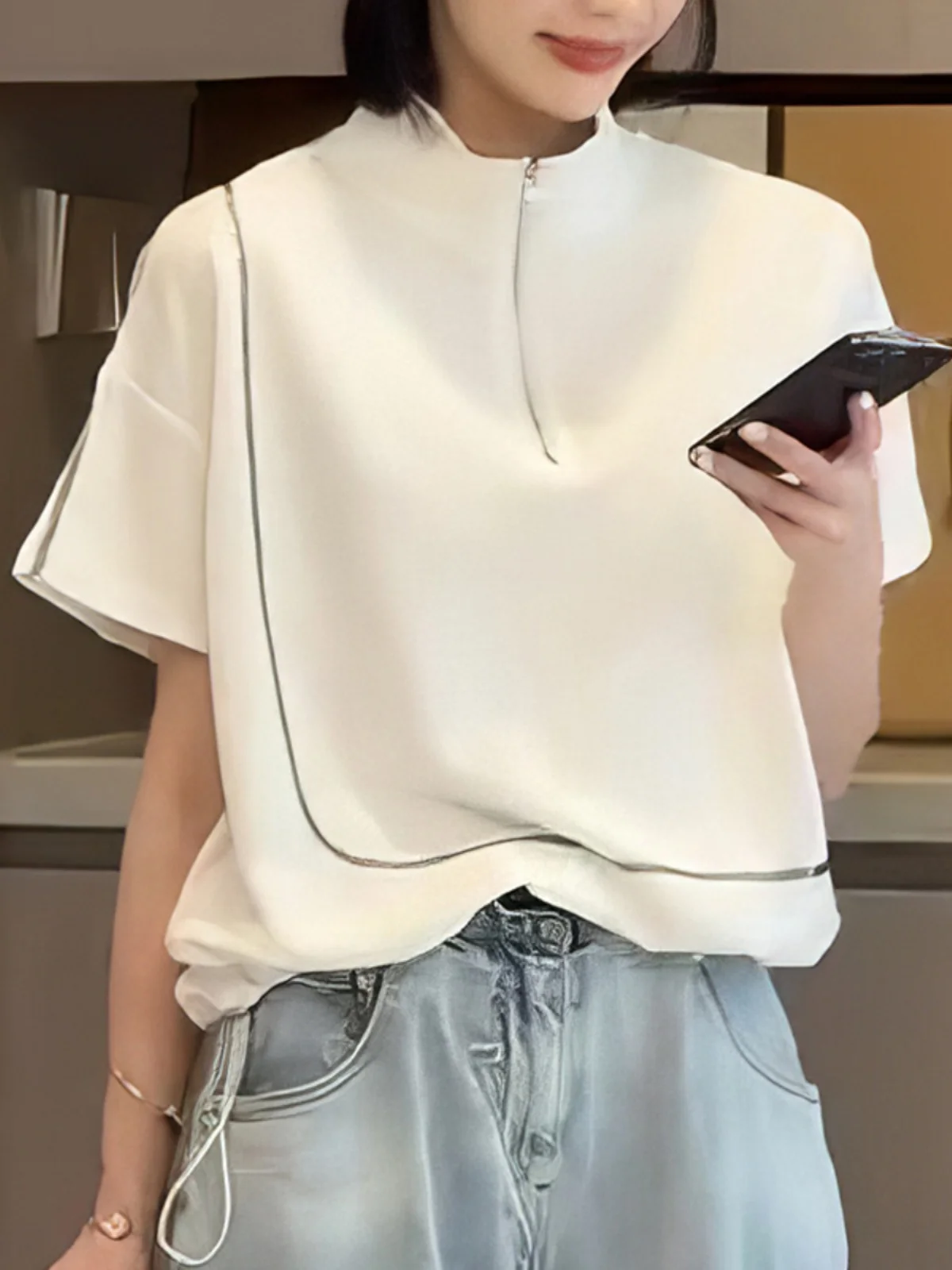 

Summer 2025 New Loose Sleeveless Pure Color Fashionable Zipper Design Commute Korean Style Simple Minimalist Women's T-shirt