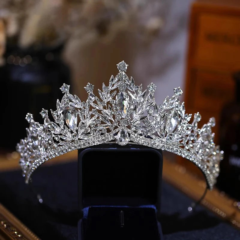 CC Crystal Tiaras Wedding Accessories Bridal Headbands Engagement Hair Ornaments Women Crowns Leaf Shape Shining Coronets YQ223