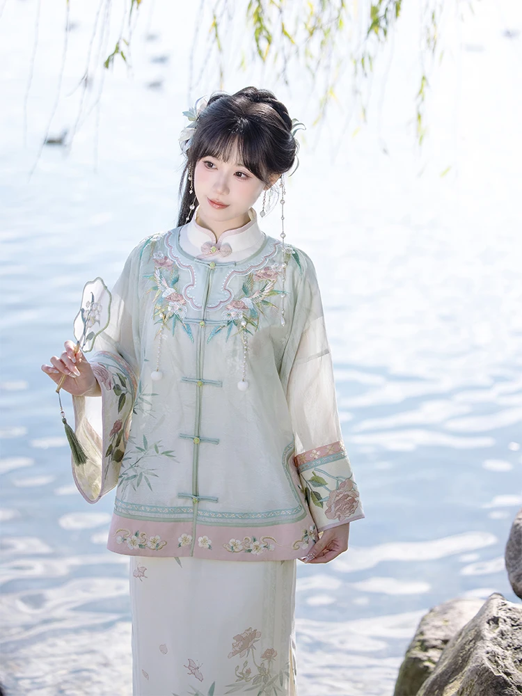 

Набор женской одежды Qipao из бамбука Chuan Dai Time: легкий, с вышивкой, с круглыми пуговицами, с принтом, в национальном стиле...